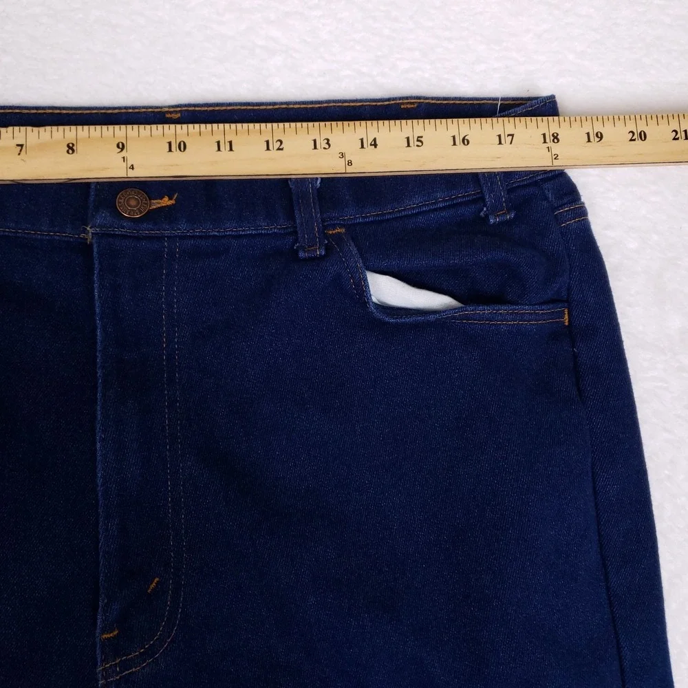 Vintage Levis With A Skosh‎ More Room Jeans W37 L33 USA Dark Wash 90s Fit
